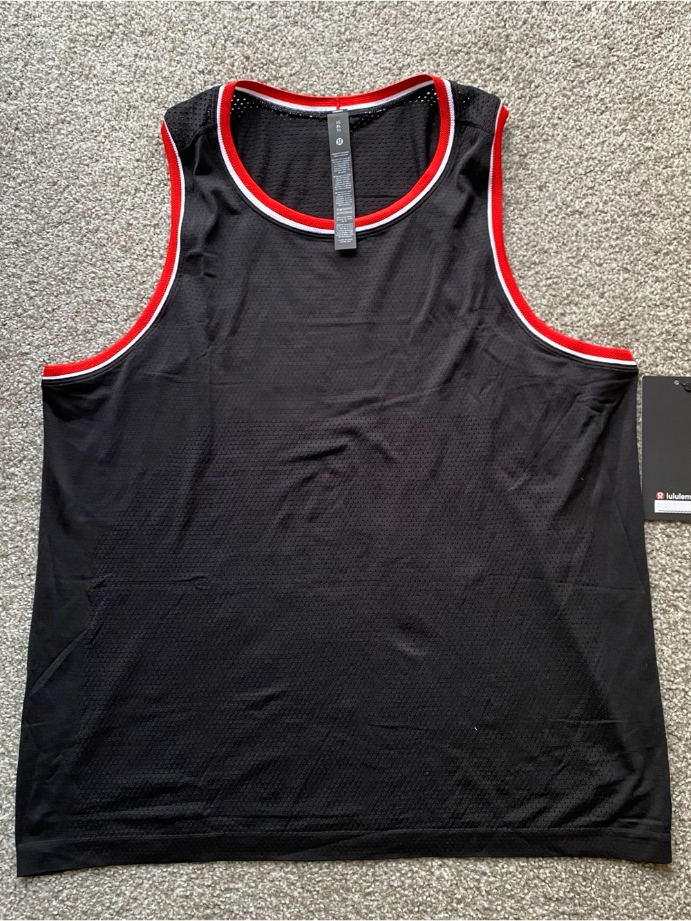 Lululemon Metal Vent Tech Tank Ringer - Picture 3 of 5